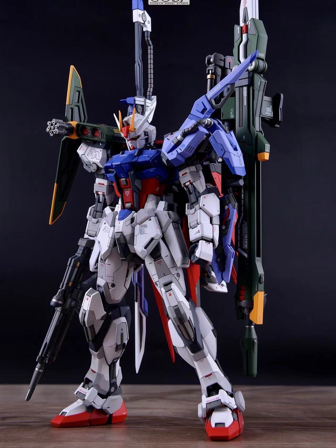 Bandai Model Gundam Hg - Tokoh Anime Ajaib HG Rakitan Serangan